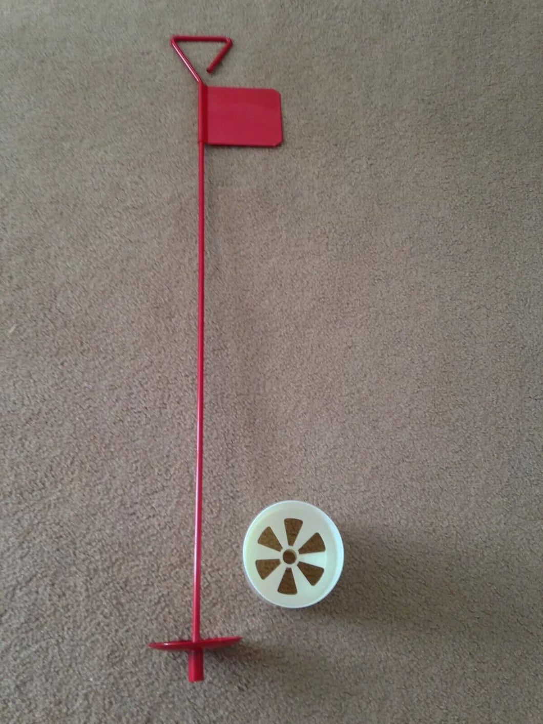 JL Golf Metal Professional Putting Green Flag and Hole Cup 90cm